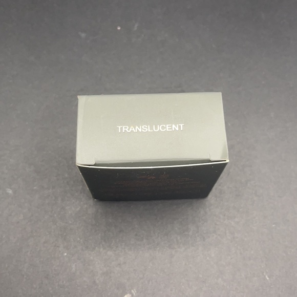 NIB KAB Loose Setting Powder - Picture 2 of 5